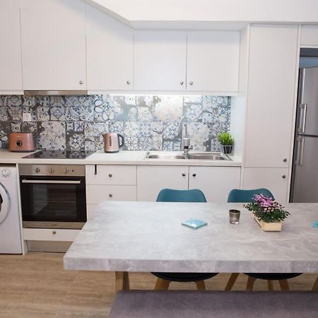 Stylish, Comfortable, Basement Loft-Like Apartment With Amenities Atény Exteriér fotografie