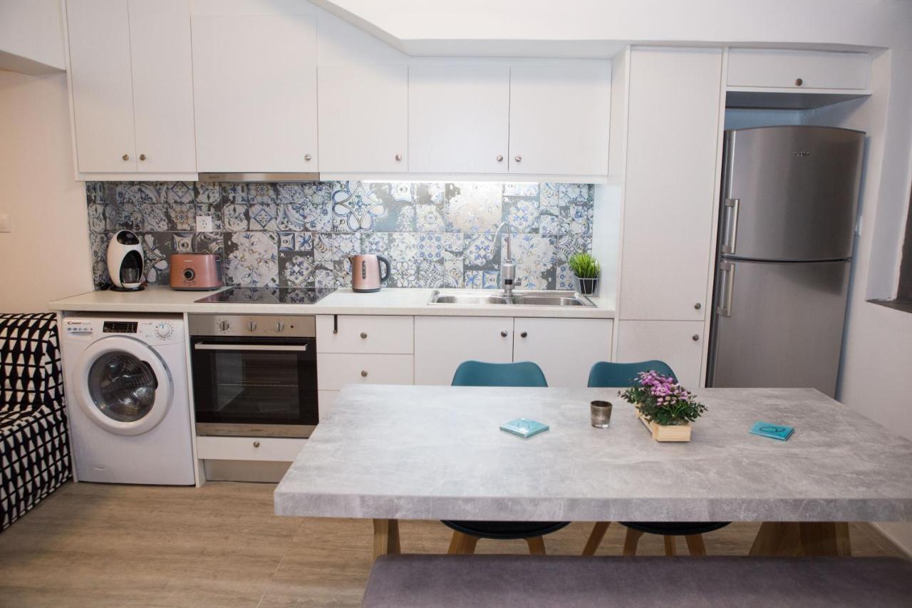 Stylish, Comfortable, Basement Loft-Like Apartment With Amenities Atény Exteriér fotografie